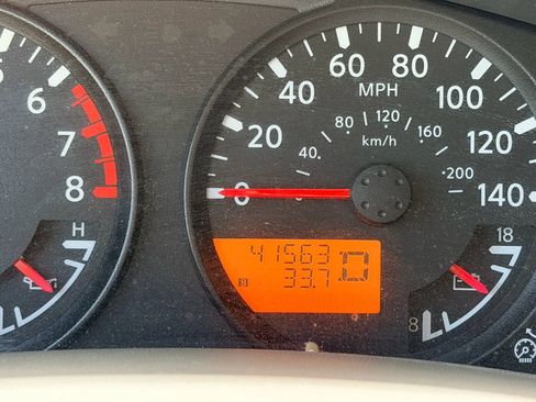 Used 2015 Nissan Frontier SV w/ SV Value Truck Package image 9