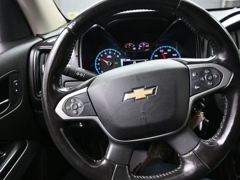 Used 2016 Chevrolet Colorado LT w/ LT Convenience Package image 8