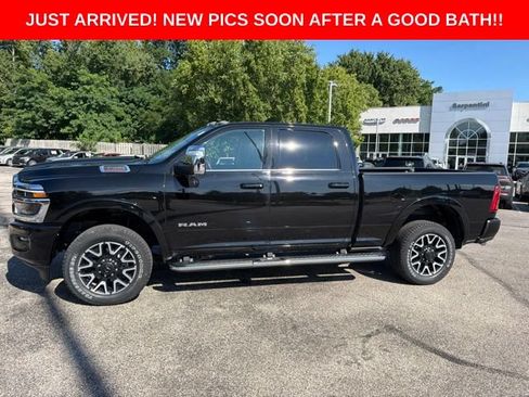 Used 2025 RAM 3500 Longhorn w/ Towing Technology Group AWD/4WD image 2