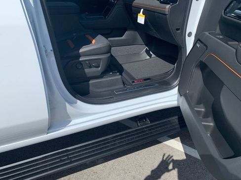 New 2026 GMC Sierra 2500 AT4 w/ Technology Package AWD/4WD image 18