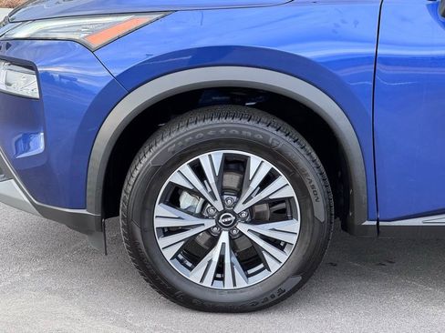 Used 2023 Nissan Rogue SV image 34