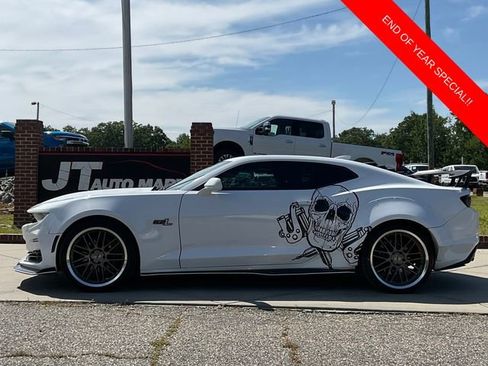 Used 2020 Chevrolet Camaro SS image 4