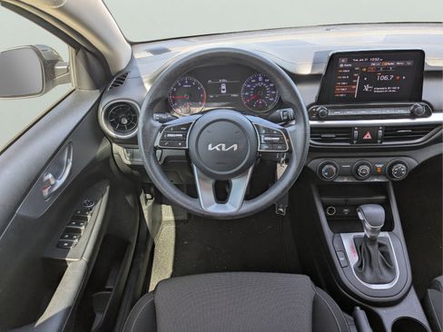 Used 2023 Kia Forte LXS FWD image 11