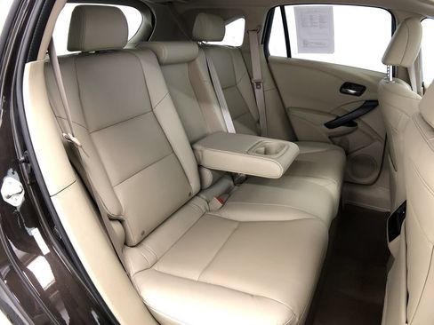 Used 2017 Acura RDX AWD image 16
