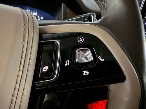 Used 2020 Lincoln Aviator Reserve w/ Equipment Group 202A AWD/4WD image 14