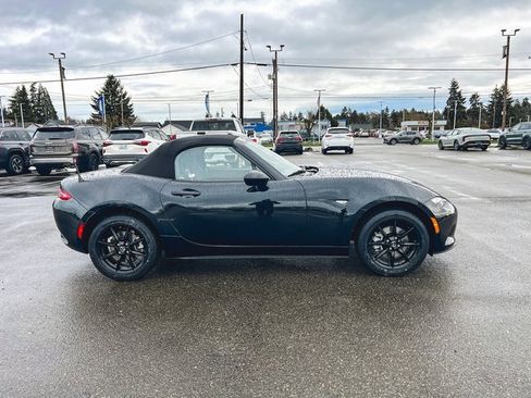 Used 2020 MAZDA MX-5 Miata Sport image 5