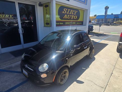 Used 2016 FIAT 500 Pop FWD image 2