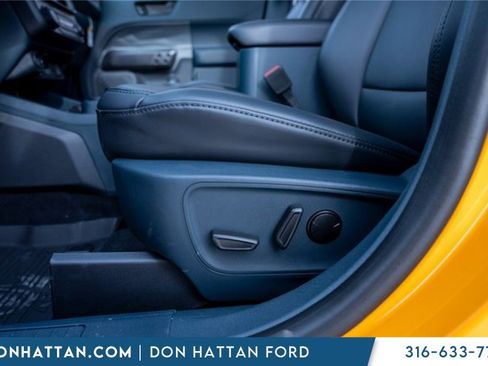 New 2026 Ford Maverick Lariat w/ Black Appearance Package image 20