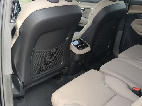 New 2026 Volvo XC90 B5 Core w/ Protection Package Premier AWD/4WD image 17