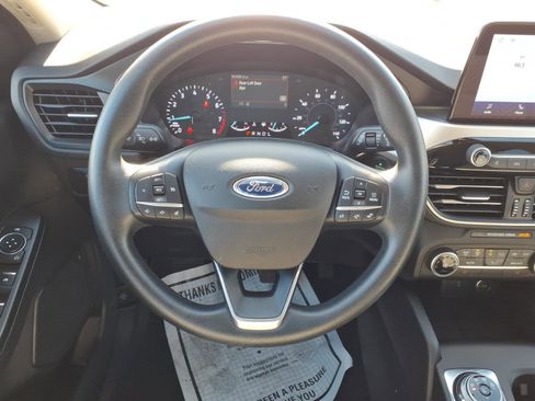 Used 2020 Ford Escape SE image 14