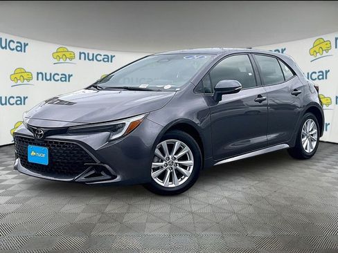 Used 2024 Toyota Corolla SE FWD image 3