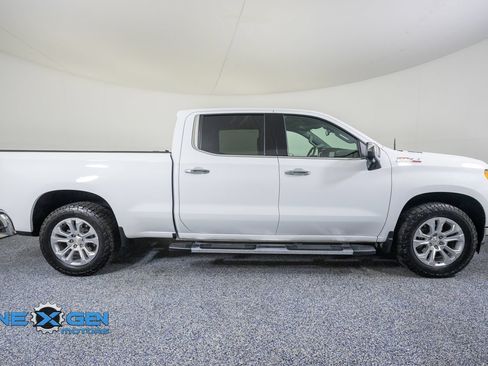 Used 2024 Chevrolet Silverado 1500 LTZ w/ LTZ Convenience Package II AWD/4WD image 8