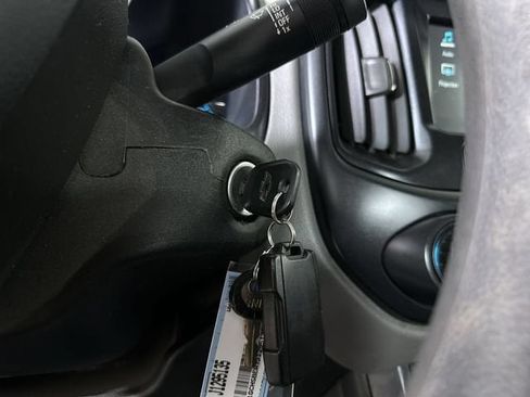 Used 2018 Chevrolet Colorado W/T w/ WT Convenience Package RWD image 17