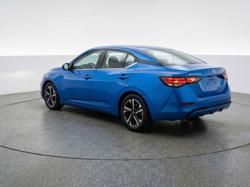 Used 2025 Nissan Sentra SV image 6