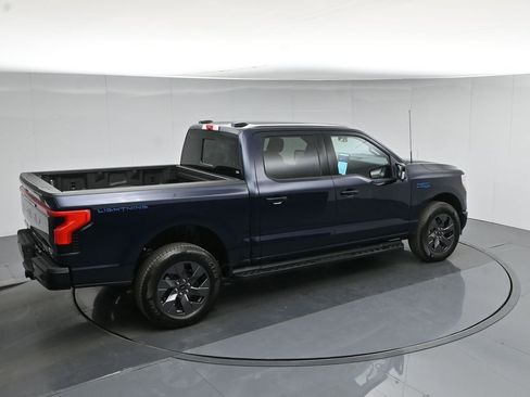 Used 2025 Ford F150 Lightning Lariat w/ Max Trailer Tow Package image 44