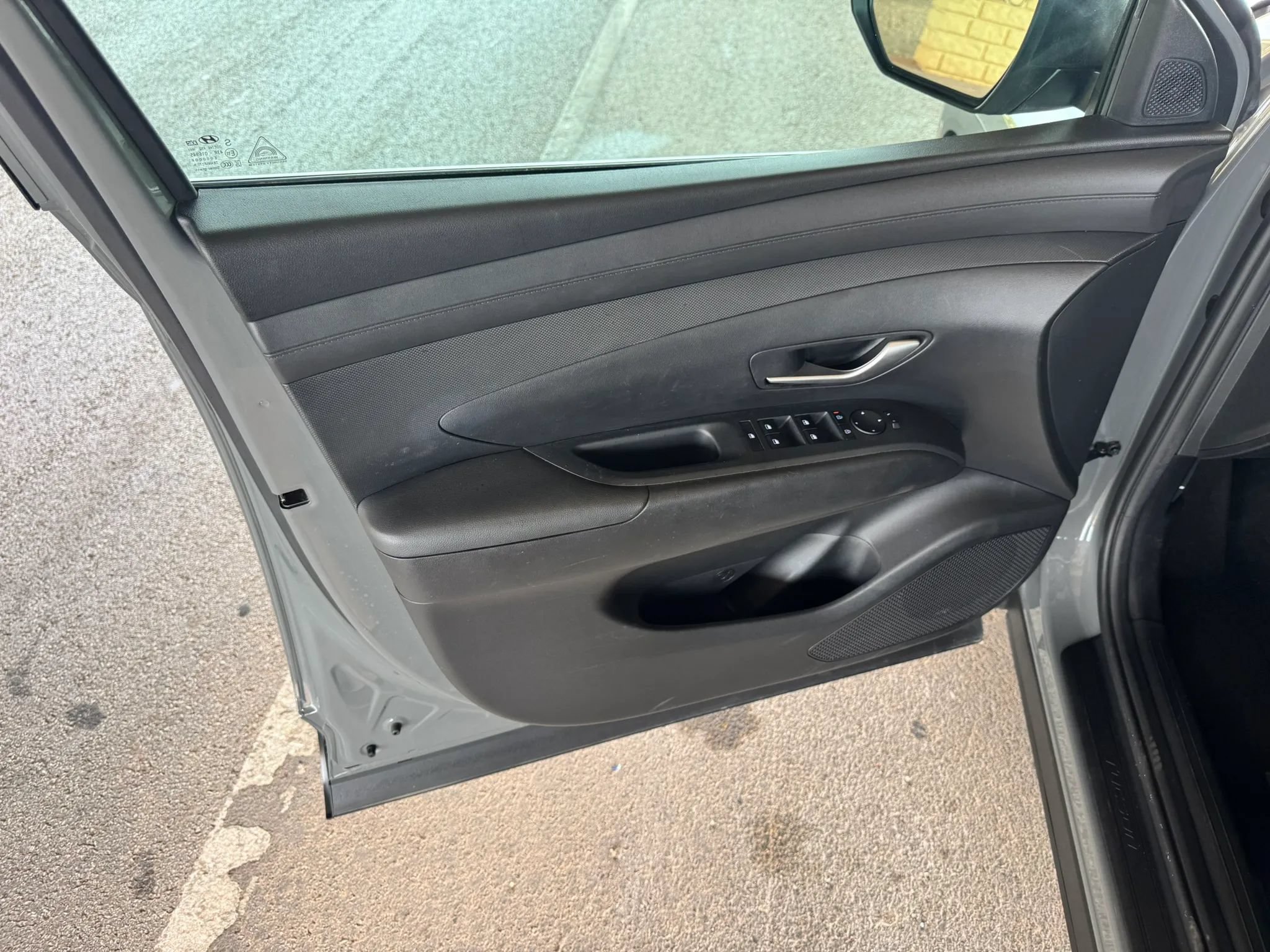 Used 2025 Hyundai Tucson SEL FWD image 9