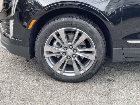 New 2025 Cadillac XT5 Premium Luxury image 9