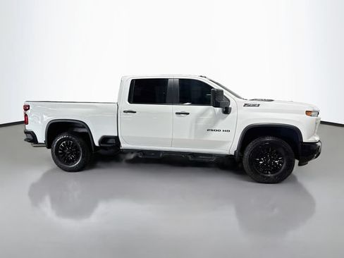 Used 2024 Chevrolet Silverado 2500 Custom w/ Custom Value Package AWD/4WD image 5