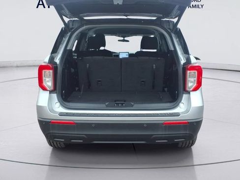 Certified 2024 Ford Explorer XLT AWD/4WD image 7
