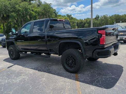 Used 2025 Chevrolet Silverado 2500 ZR2 AWD/4WD image 7