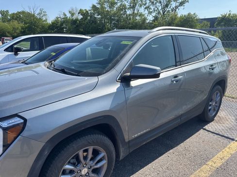 Used 2023 GMC Terrain SLT w/ Infotainment Package II AWD/4WD image 14
