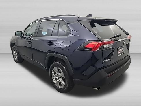 Used 2025 Toyota RAV4 XLE AWD/4WD image 6