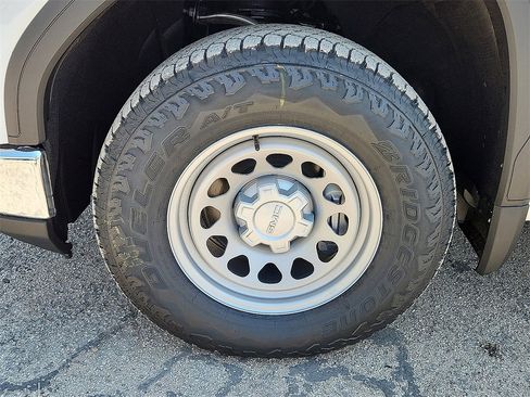 New 2026 GMC Sierra 1500 Pro w/ Pro Value Package image 8