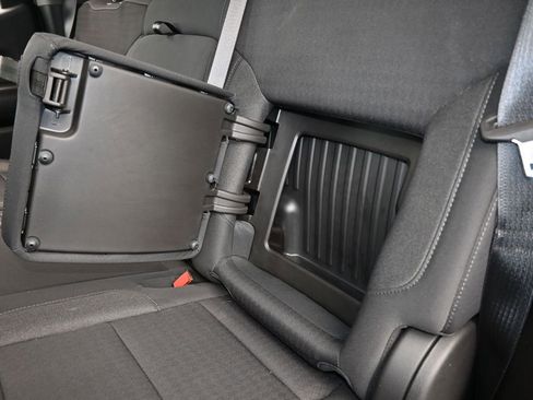 Used 2023 Chevrolet Silverado 1500 Custom image 32