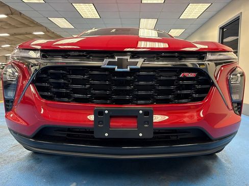 New 2026 Chevrolet Trax RS w/ Driver Confidence Package FWD image 12