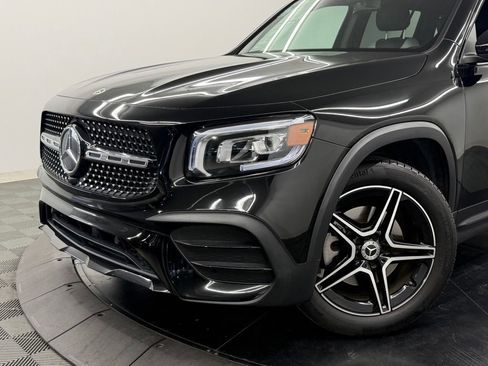 Used 2021 Mercedes-Benz GLB 250 image 4