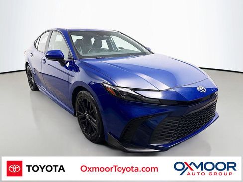 Certified 2025 Toyota Camry SE w/ Convenience Package FWD image 1