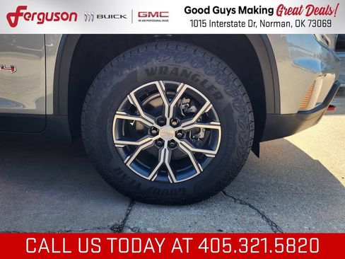 New 2026 GMC Acadia AT4 w/ Luxury Package AWD/4WD image 56