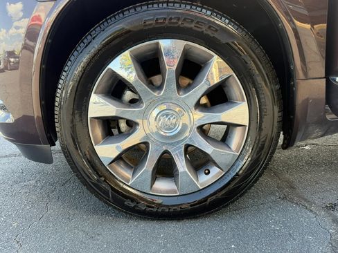 Used 2016 Buick Enclave Premium w/ Enclave Tuscan Edition FWD image 36