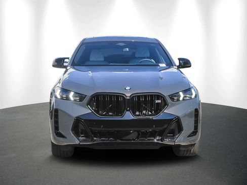 New 2026 BMW X6 M60i w/ Executive Package image 2