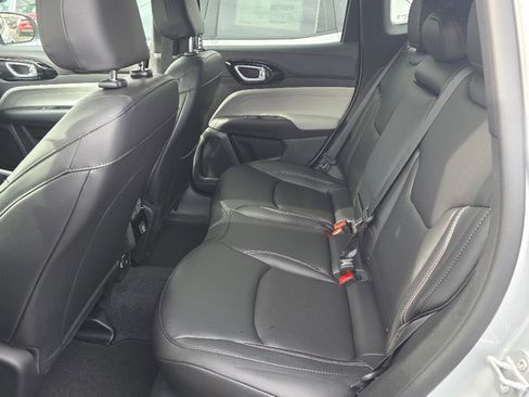 New 2026 Jeep Compass Limited image 12