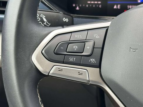 Certified 2024 Volkswagen Taos SE AWD/4WD image 23
