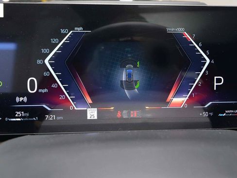 Used 2026 BMW X5 sDrive40i image 13