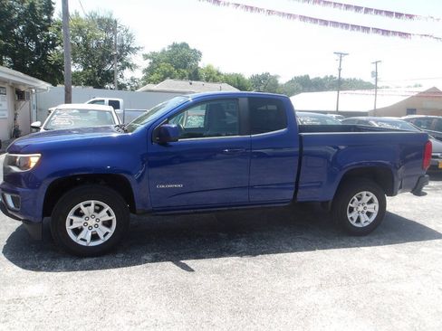 Used 2016 Chevrolet Colorado LT w/ LT Convenience Package RWD image 4