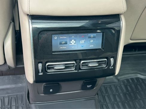 Used 2020 Lincoln Aviator Reserve w/ Equipment Group 202A AWD/4WD image 20