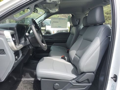New 2026 Ford F350 XL w/ XL Chrome Package RWD image 6