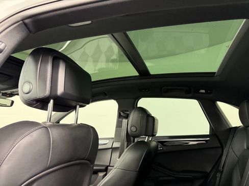 New 2025 Porsche Macan image 17