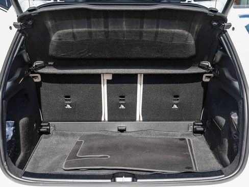 Used 2025 Mercedes-Benz GLA 250 4MATIC image 26