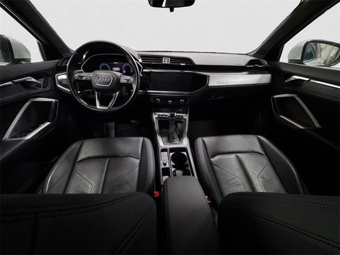 Used 2019 Audi Q3 2.0T Premium image 10