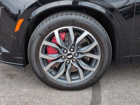 Used 2023 Cadillac XT6 Sport w/ Technology Package image 13