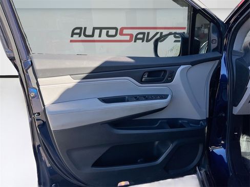 Used 2024 Honda Odyssey EX-L image 17