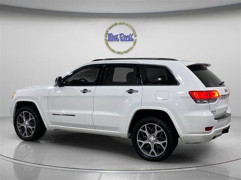Used 2019 Jeep Grand Cherokee Overland AWD/4WD image 3