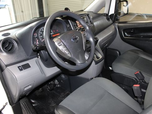 Used 2019 Nissan NV200 S w/ Cruise Control Package FWD image 19