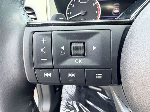 Certified 2023 Nissan Rogue SL w/ SL Premium Package FWD image 19