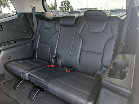 Used 2023 Kia Telluride S w/ S Sunroof Package FWD image 18