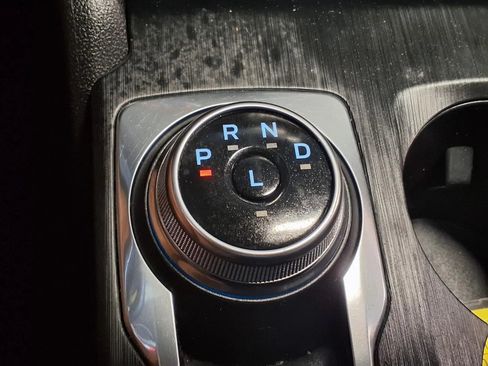 Used 2022 Ford Escape SE FWD image 22
